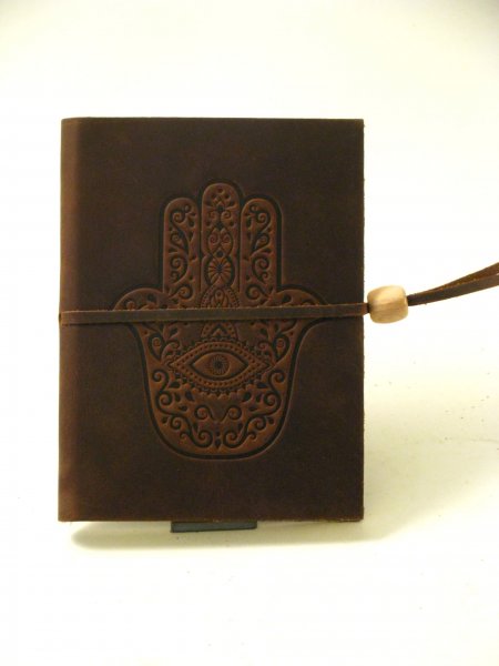 Calve's Leather Sketchbook with Long Lace Closure 16.5 x 12 cm. - Buddha Hand