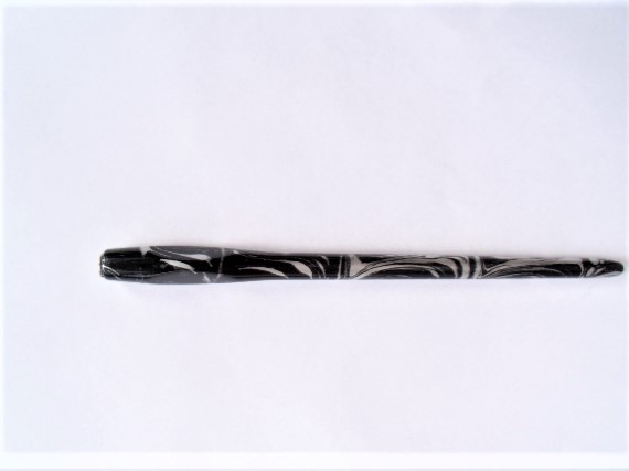 Deml Ergonomic Nib Holder - Black & Silver Swirl